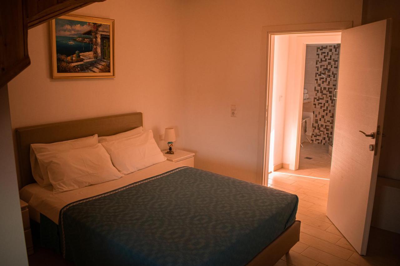 Elen'S House Apartment Sívota Екстериор снимка